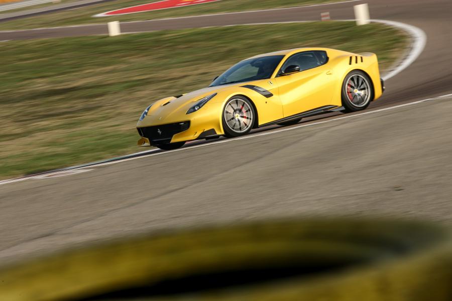  Ferrari F12tdf 2015 года  (WW) (фото 6 из 40)